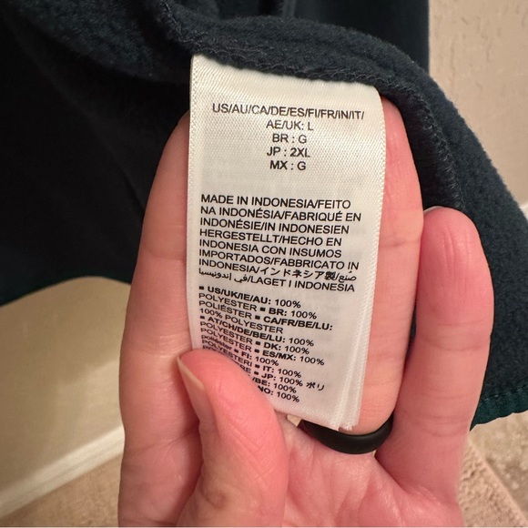 Fleece Jacket - Picture 6 of 8